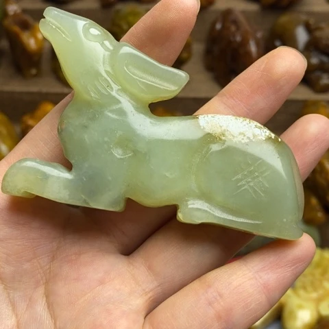 蛇纹石玉未镶嵌颈饰148