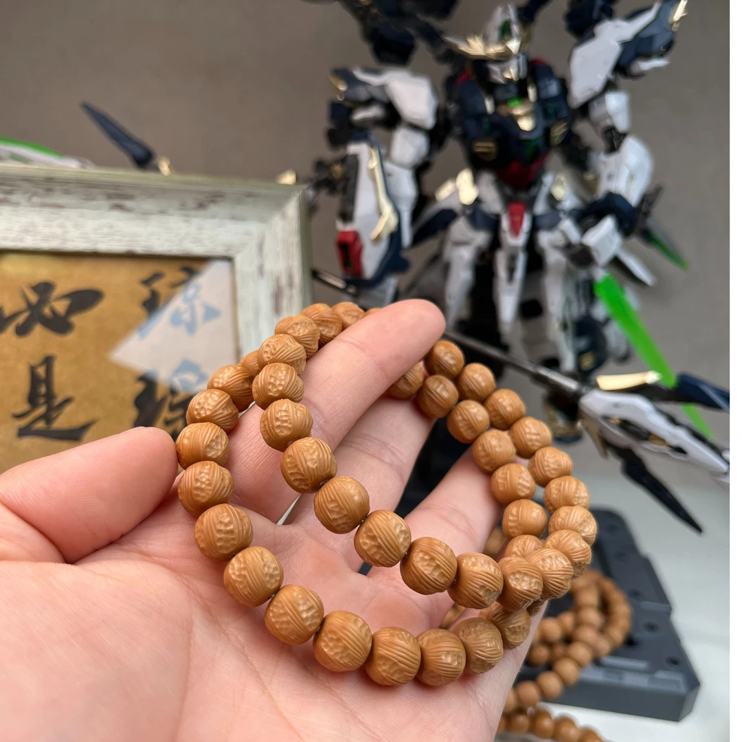 精品观山 手工雕刻 猴头核桃手串