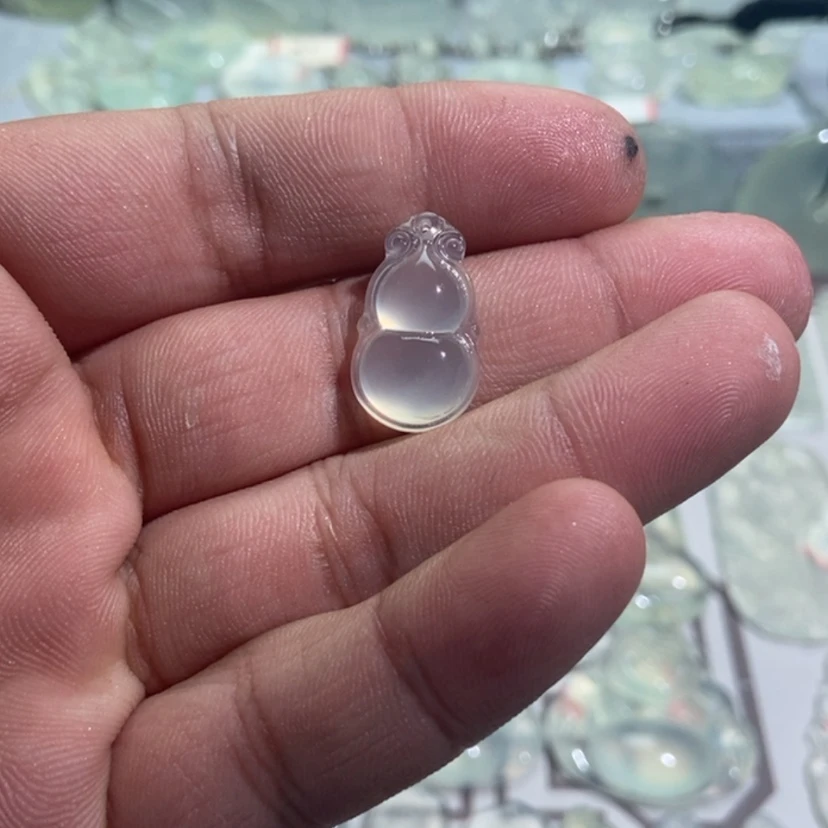 【闪购商品】蛇纹石玉颈饰未镶嵌嗨***喜