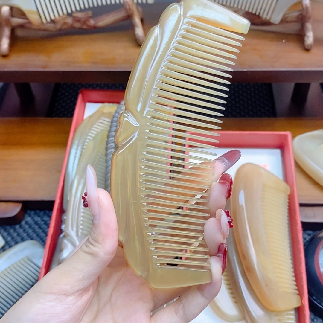纯手工制作纯牛角梳子