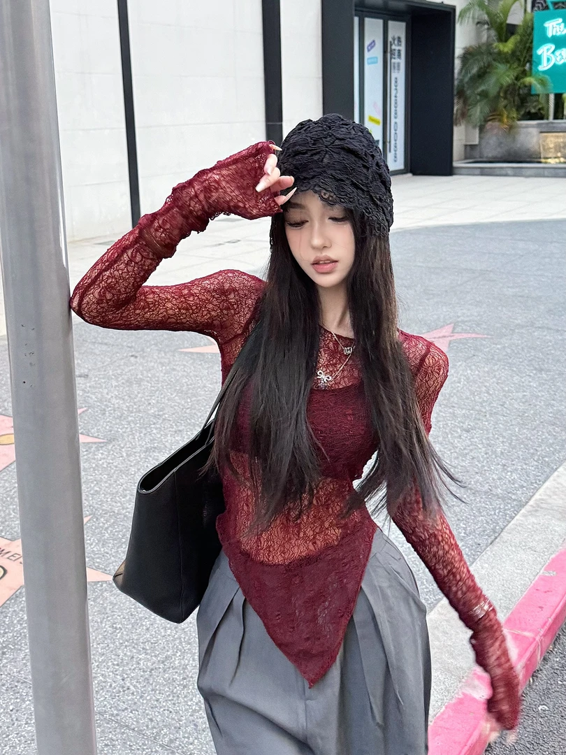 设计感蕾丝辣妹短款复古镂空拼接法式打底显瘦百搭小众上衣5006