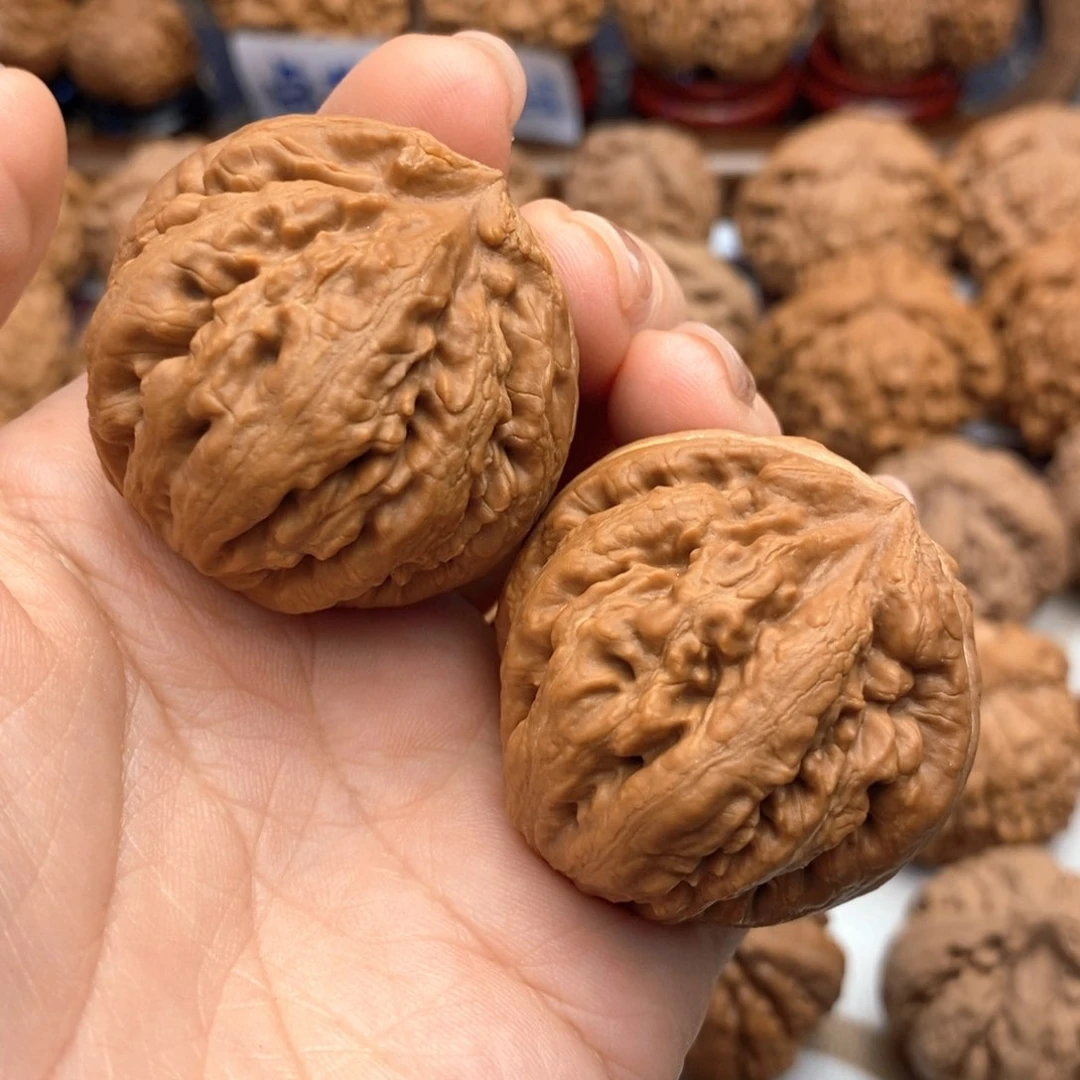 【闪购商品】文玩核桃吊坠40尺霸王龙