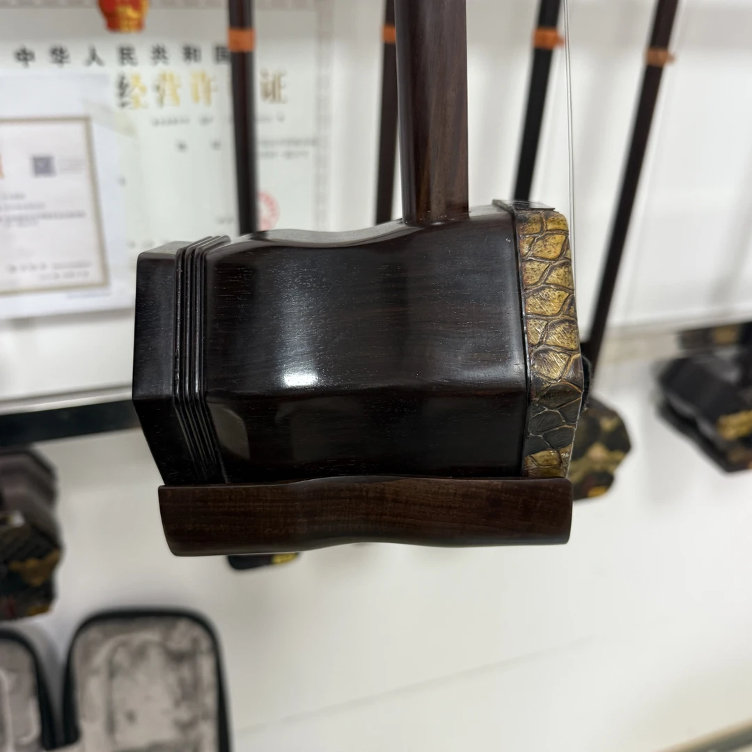 （七格大麟格）百年家具旧料演奏二胡