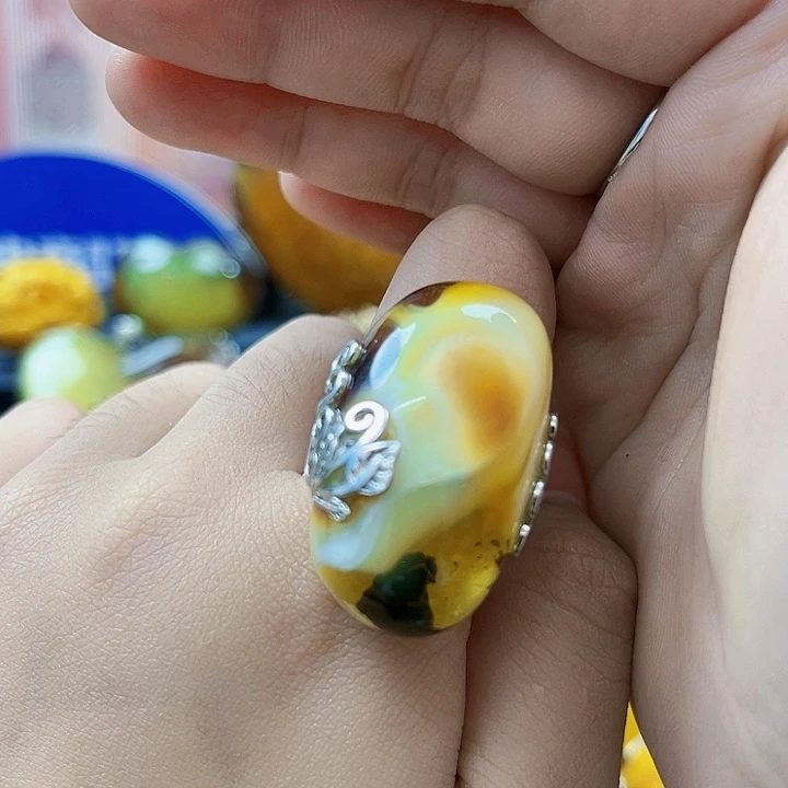 蜜蜡银S925镶嵌裸石戒指