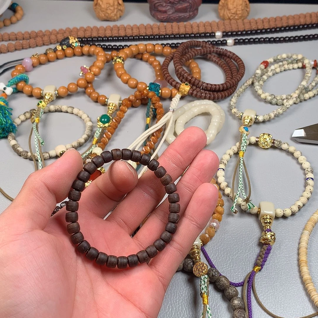 椰蒂吊坠。。。。。。。。。。。