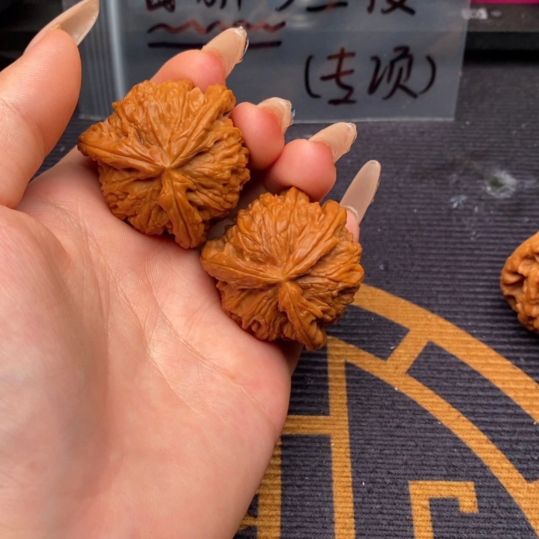 凡***有吊坠文玩核桃白狮子