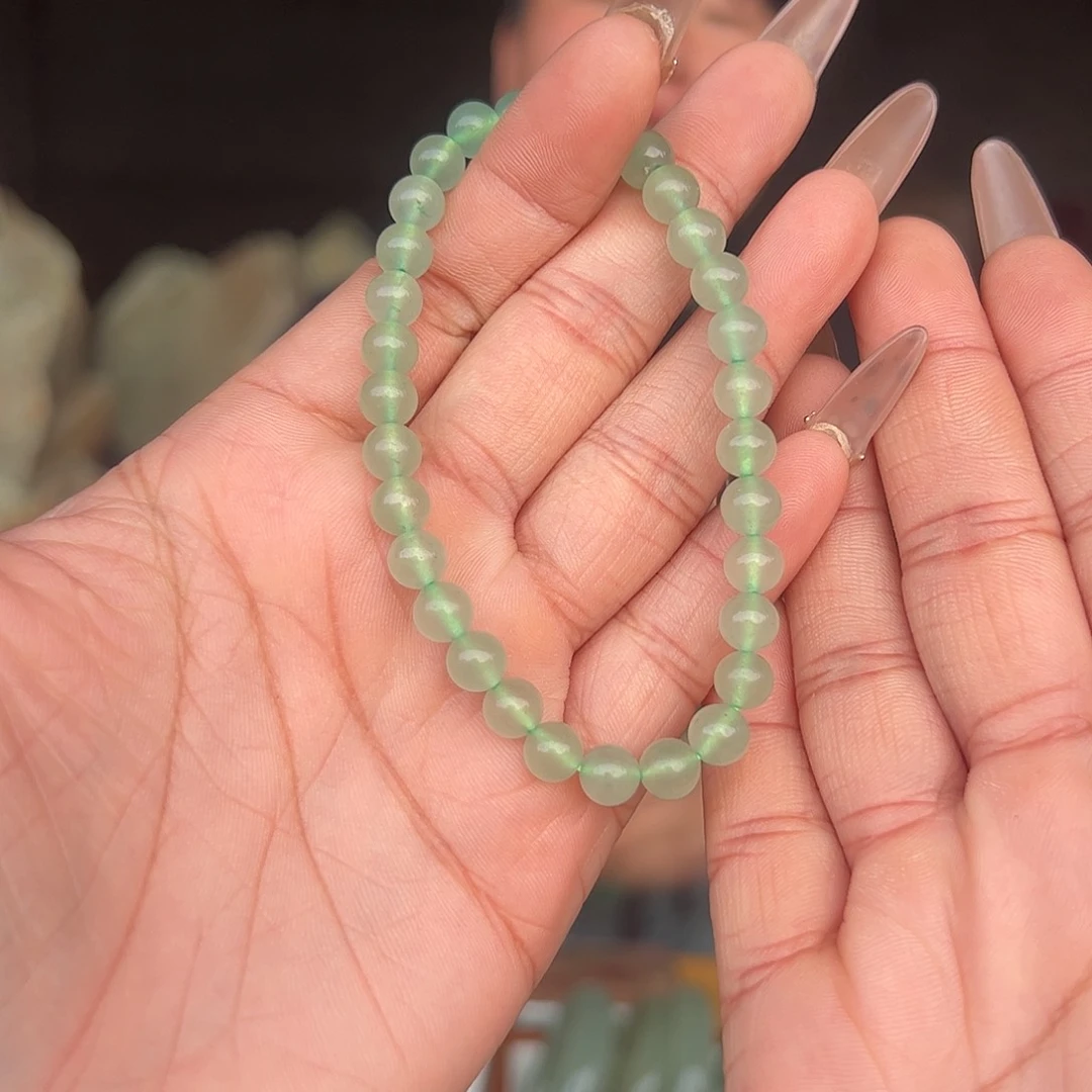 绿东陵冰晴水卡6手串福利无证书