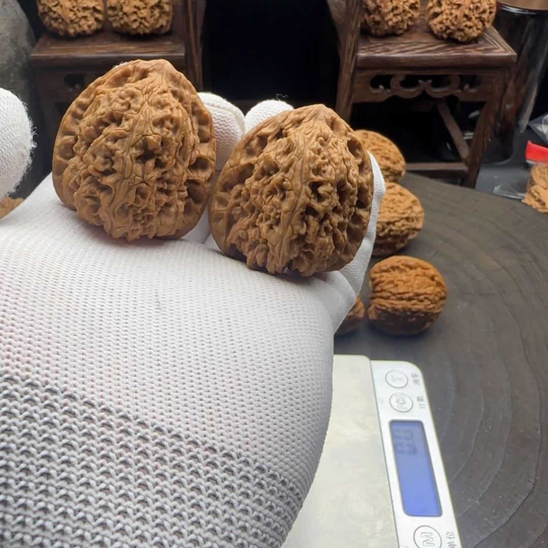 文玩核桃吊坠42高炮