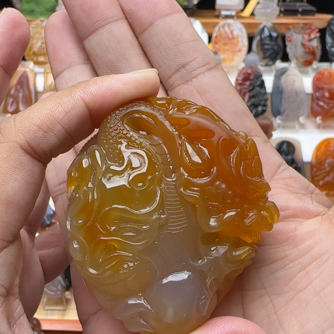 阳****未镶嵌颈饰玛瑙/玉髓