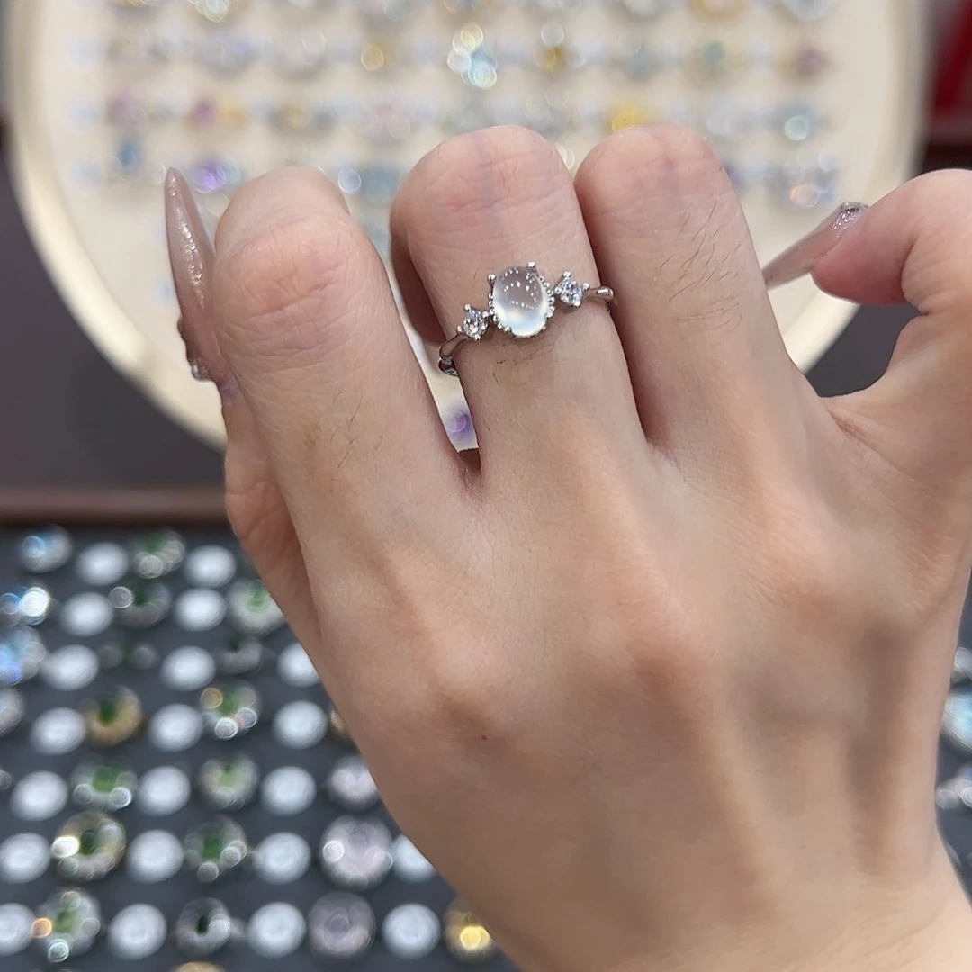 蛇纹石玉银S925镶嵌戒指万****头