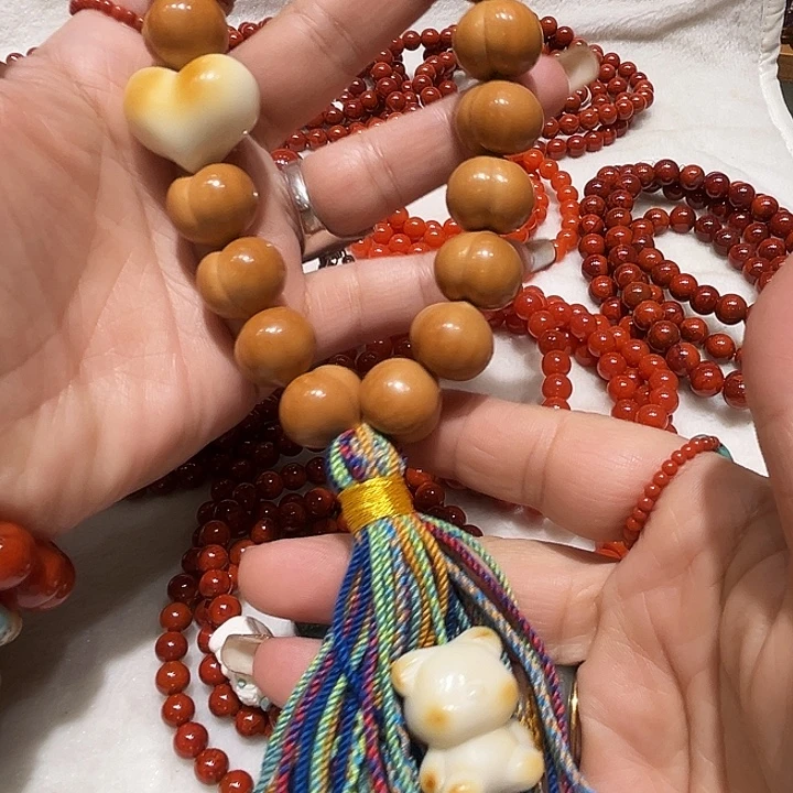 猴头核桃手串精工制作猴头屁桃