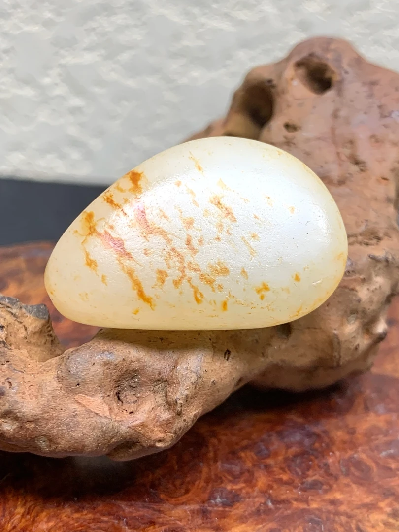 和田玉红皮小吊坠，12克，32*22*11，货号02150，8068021