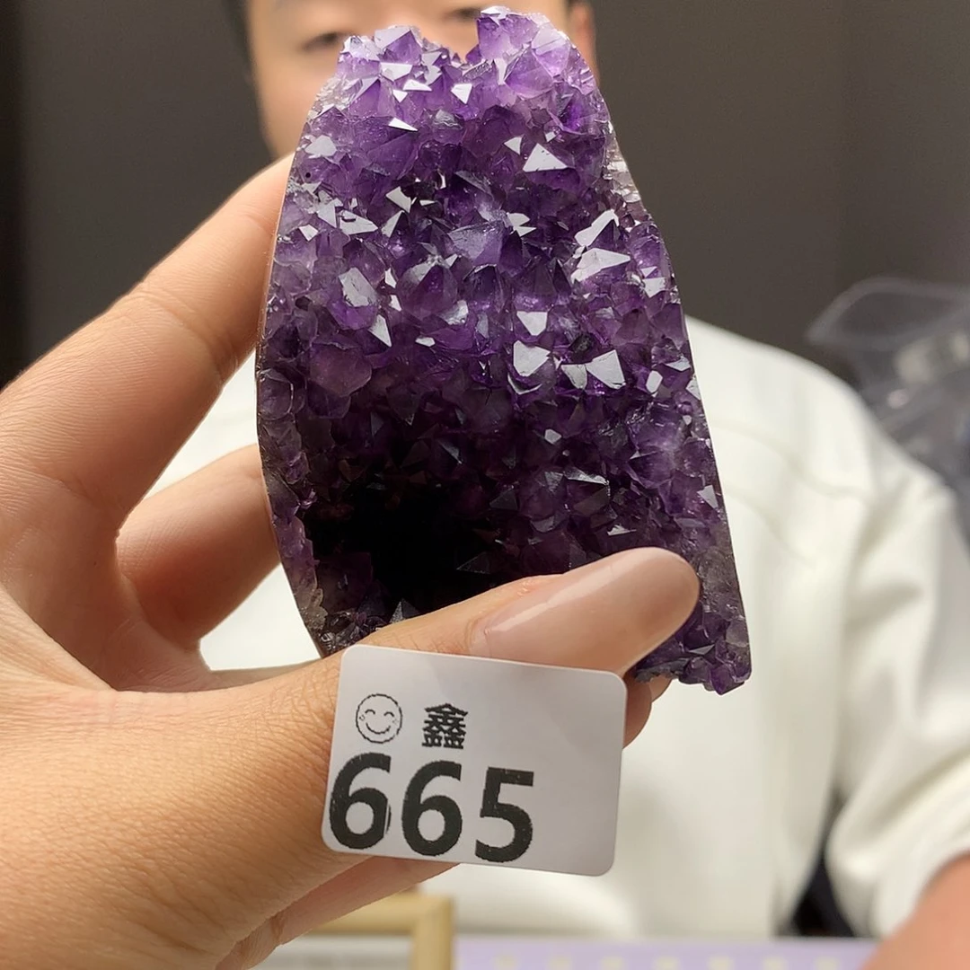 未镶嵌大型摆件（非配饰）水晶