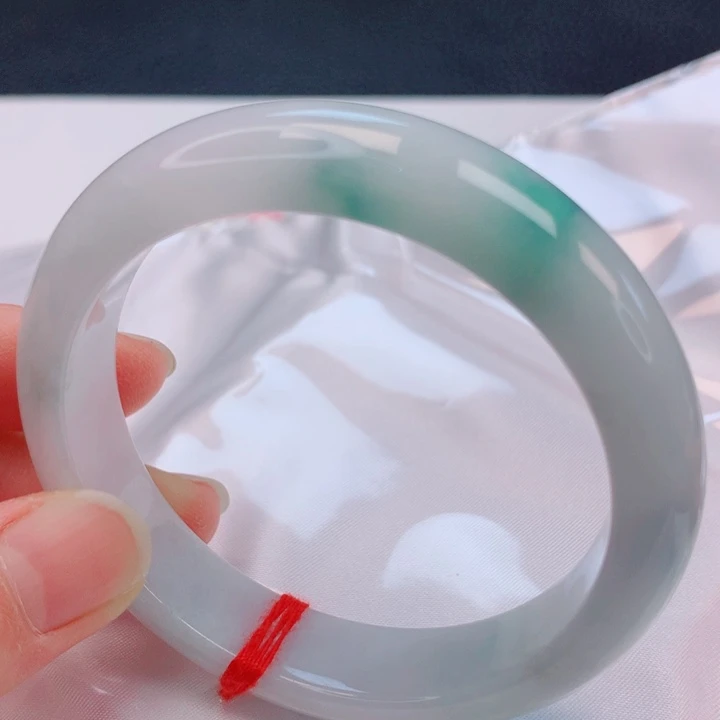 翡翠未镶嵌手镯56。57