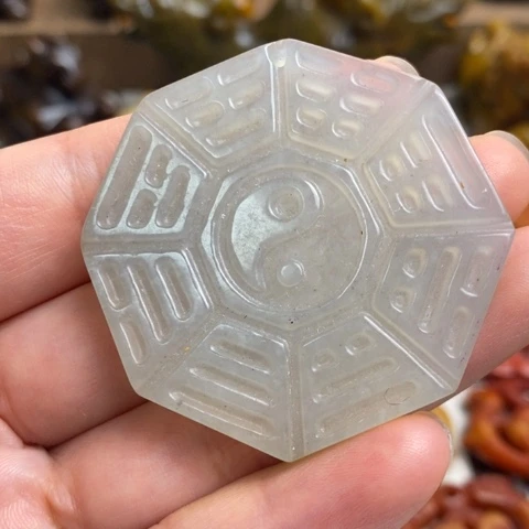 未镶嵌蛇纹石玉颈饰129