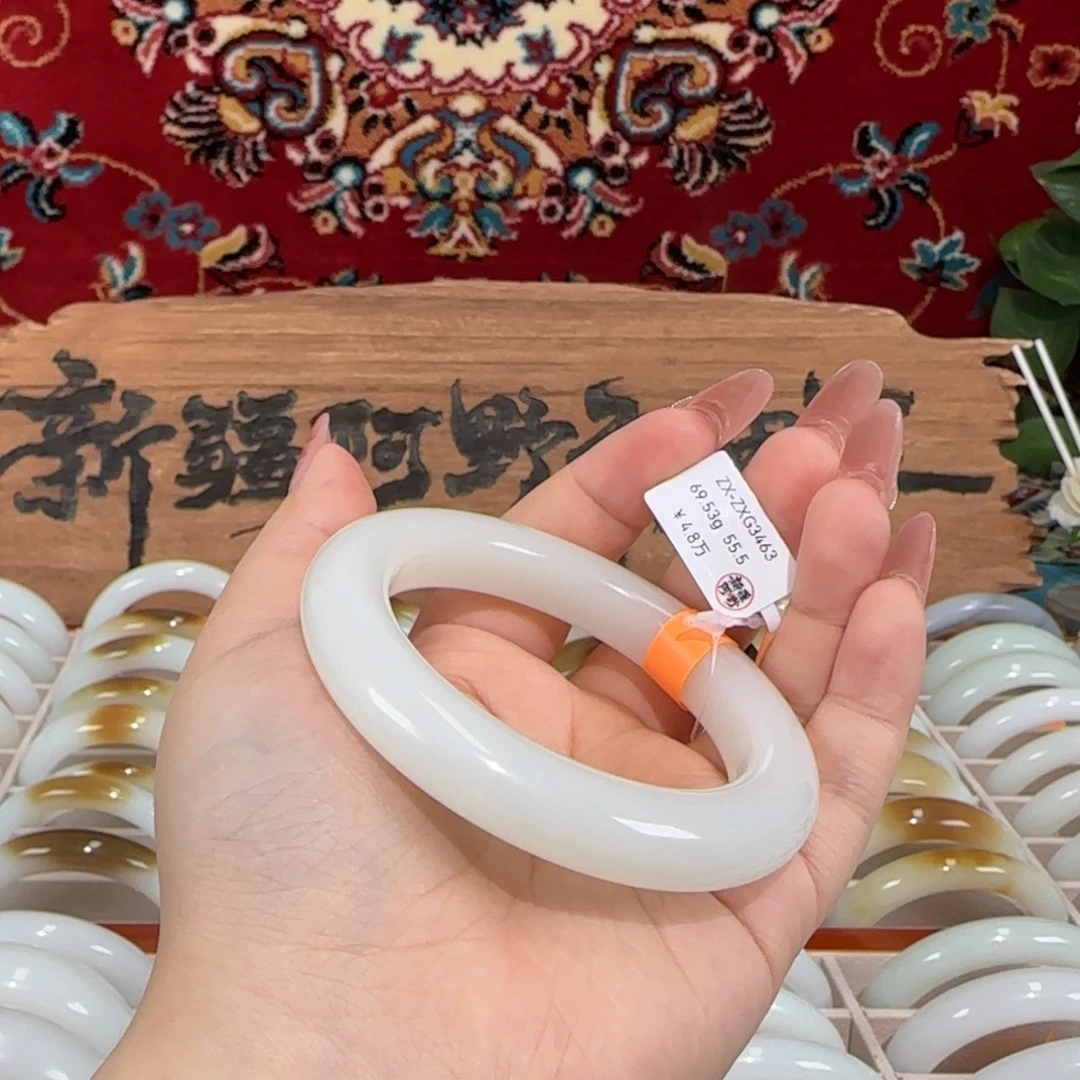 未镶嵌手镯和田玉新疆天然和田玉羊脂白玉手镯高背泥鳅背显白