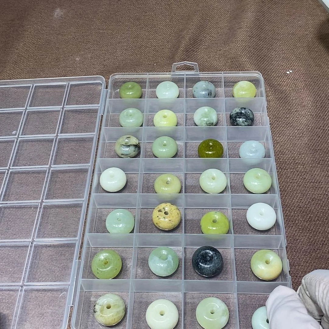 合金蛇纹石玉颈饰285
