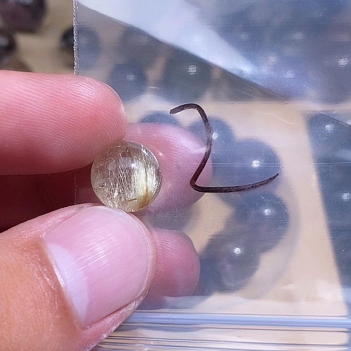 y****未镶嵌手链发晶天然水晶手串