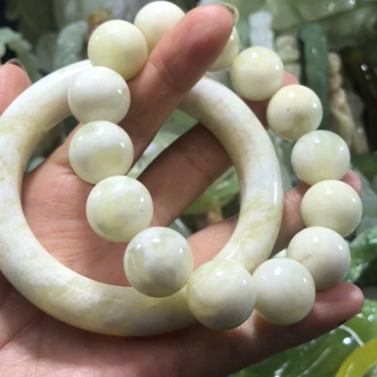 岫玉未镶嵌手链60口径