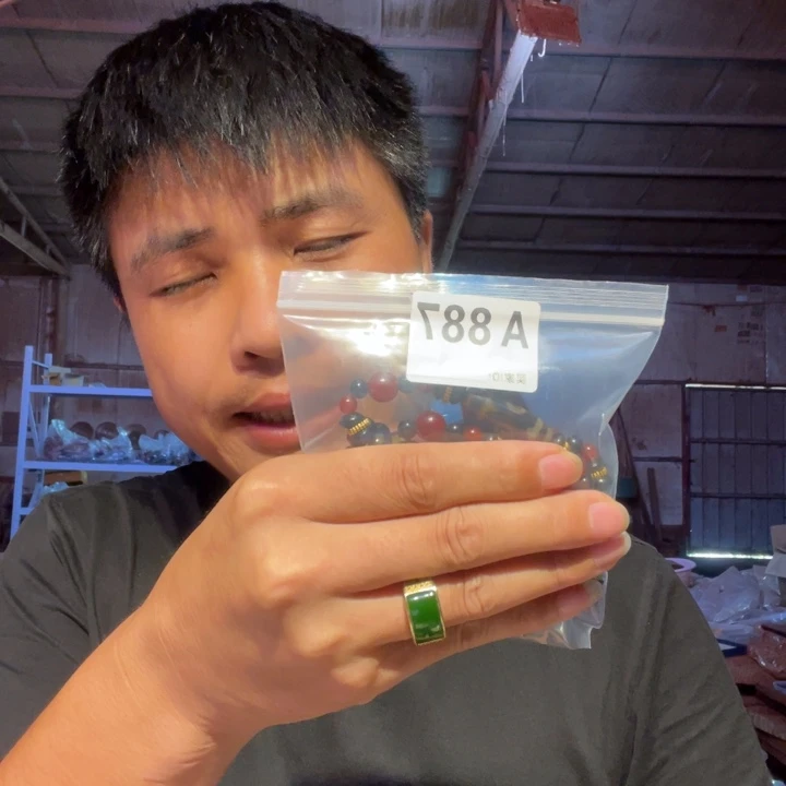 大叶紫檀（黑酸枝木类）春**冬887