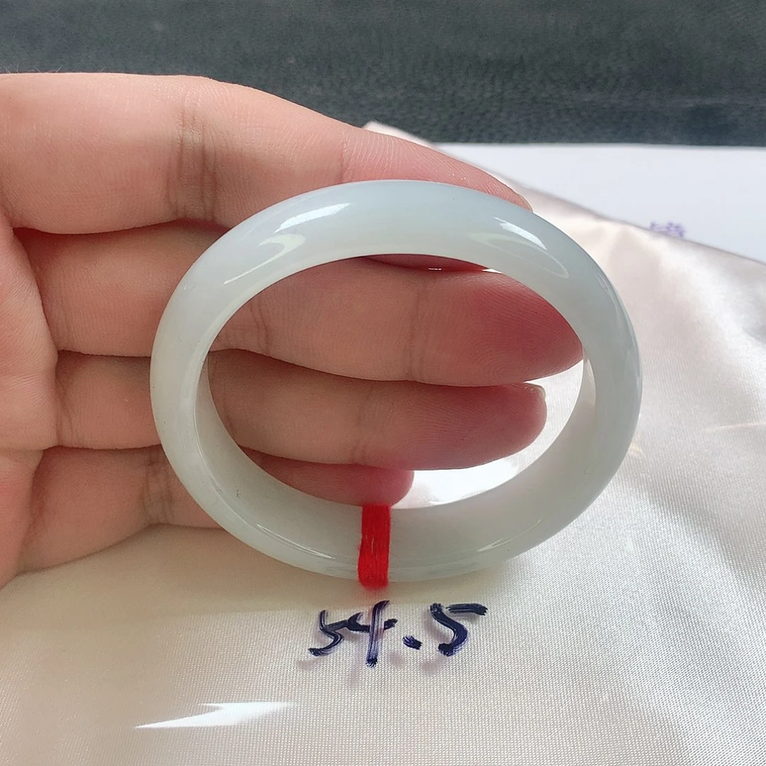 未镶嵌手镯（贵妃镯）翡翠304号