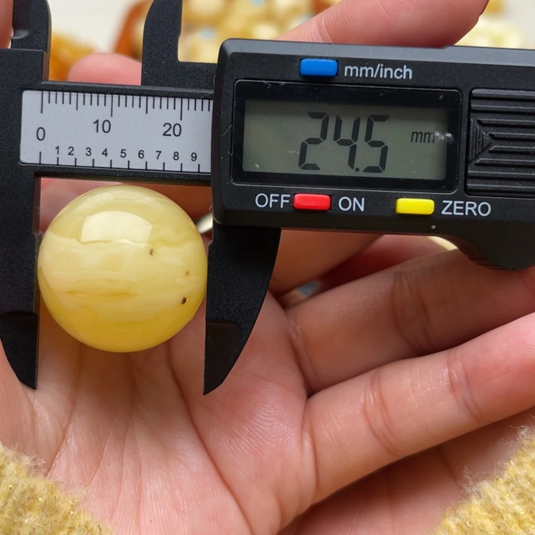 琥珀未镶嵌裸石蜜蜡圆珠微瑕笑