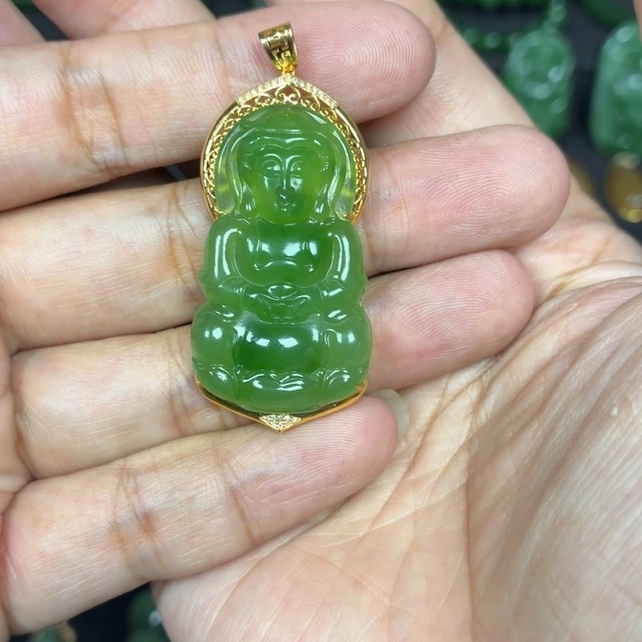 浮***光和田玉（碧玉）18K金镶嵌颈饰