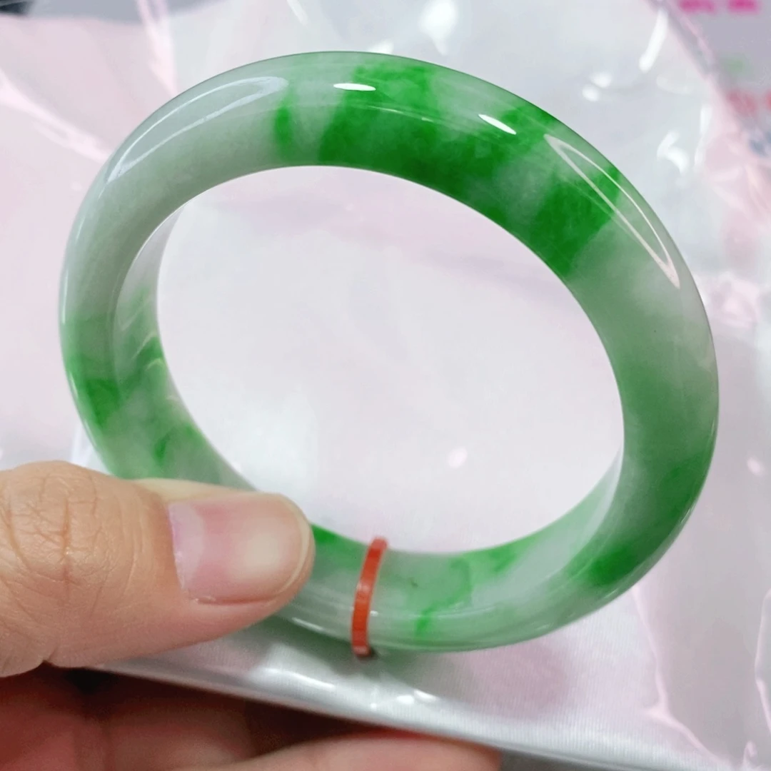 未镶嵌手镯翡翠53.8圈口毕业