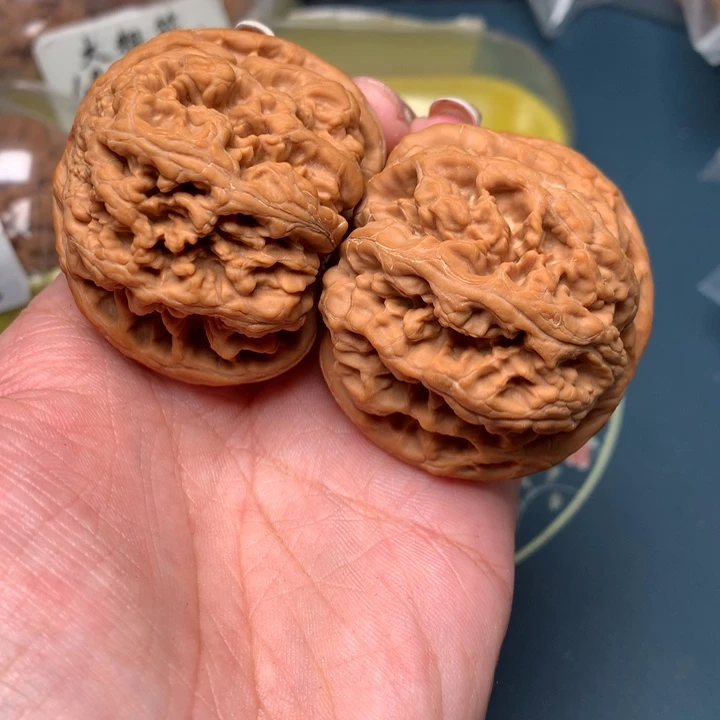 文玩核桃把件B*l48-16492-9