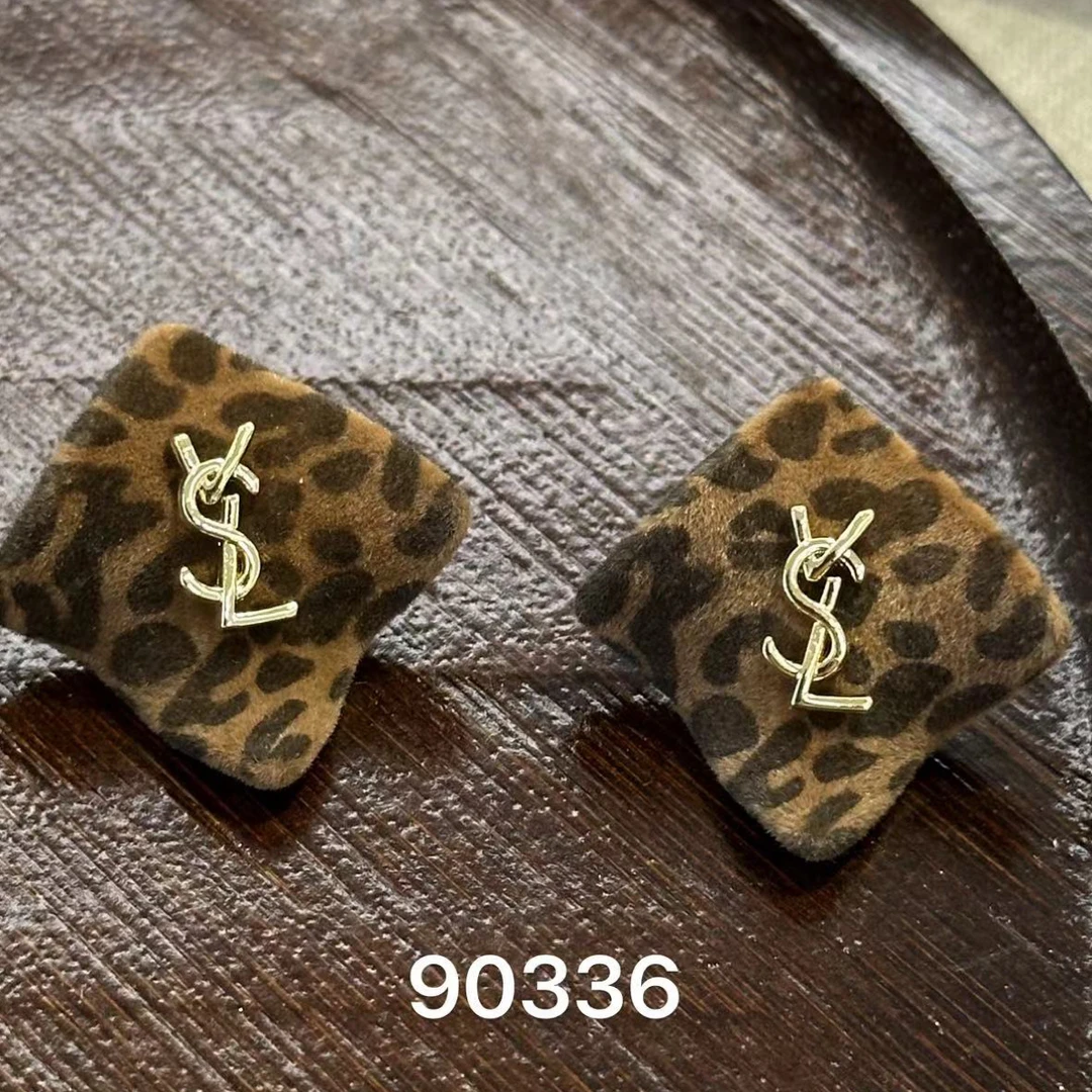 铜合金耳饰 小众设计感百搭耳饰-90336