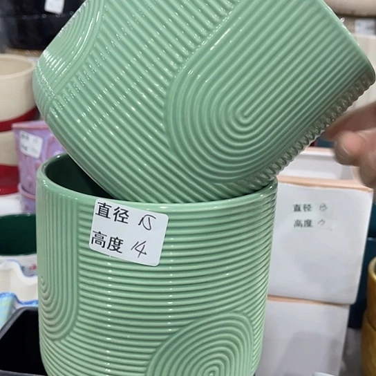 多肉绿植陶瓷花盆9.9包邮，有孔