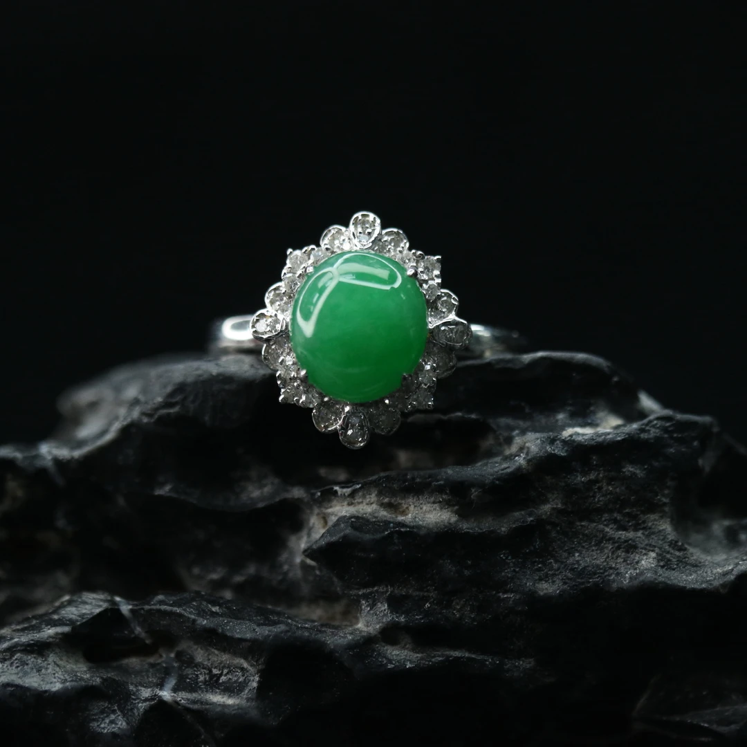 FC47天然缅甸翡翠A货18k绿蛋面戒指/800869/保利厦门拍卖