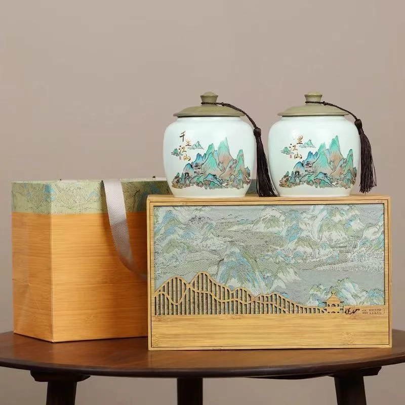 【京东EMS特快】拍5套送茶具 龙井 绿茶 双陶瓷罐礼盒装 250g