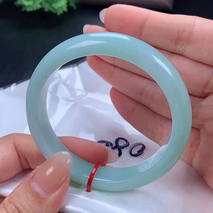 未镶嵌手镯翡翠080
