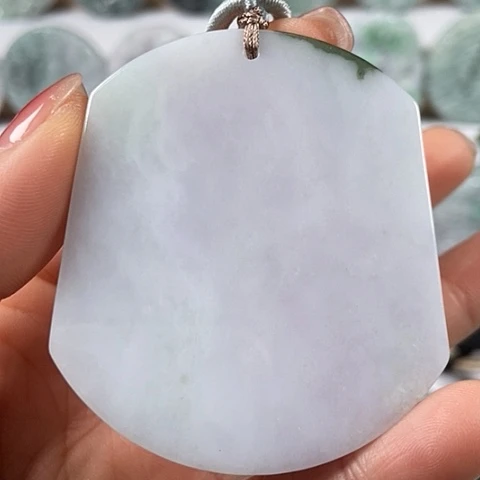 翡翠颈饰未镶嵌无事牌福利