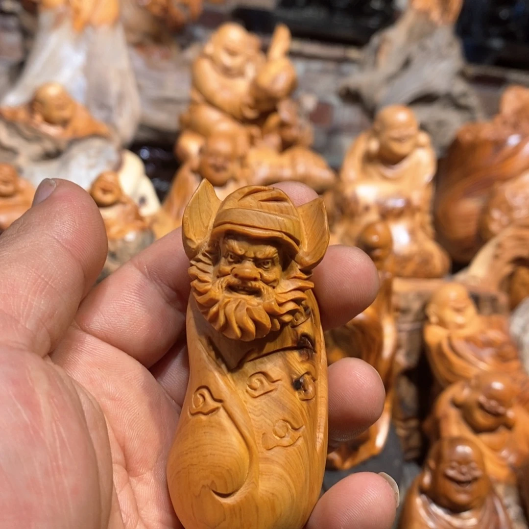 柏木崖柏根雕作品