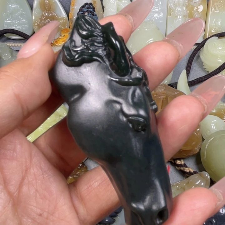 和田玉未镶嵌挂件