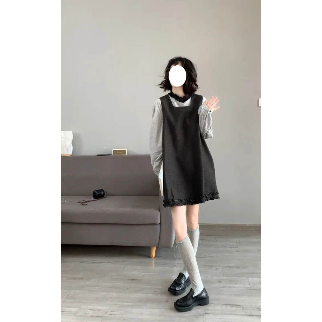 韩系可爱少女感时尚套装独特设计感拼接领口上衣女外搭背心连衣裙