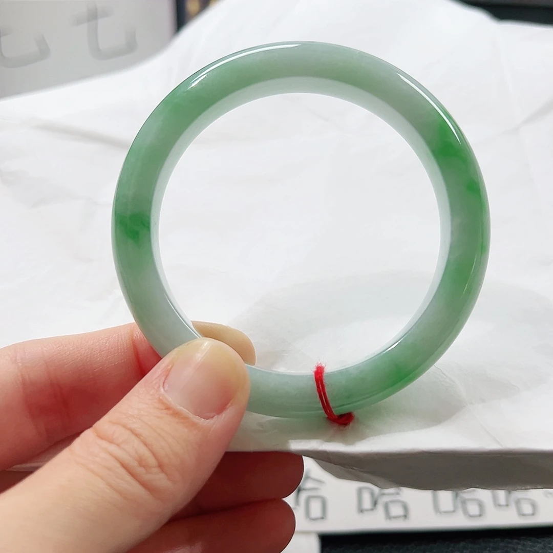 翡翠未镶嵌手镯天然翡翠A货 54阳绿