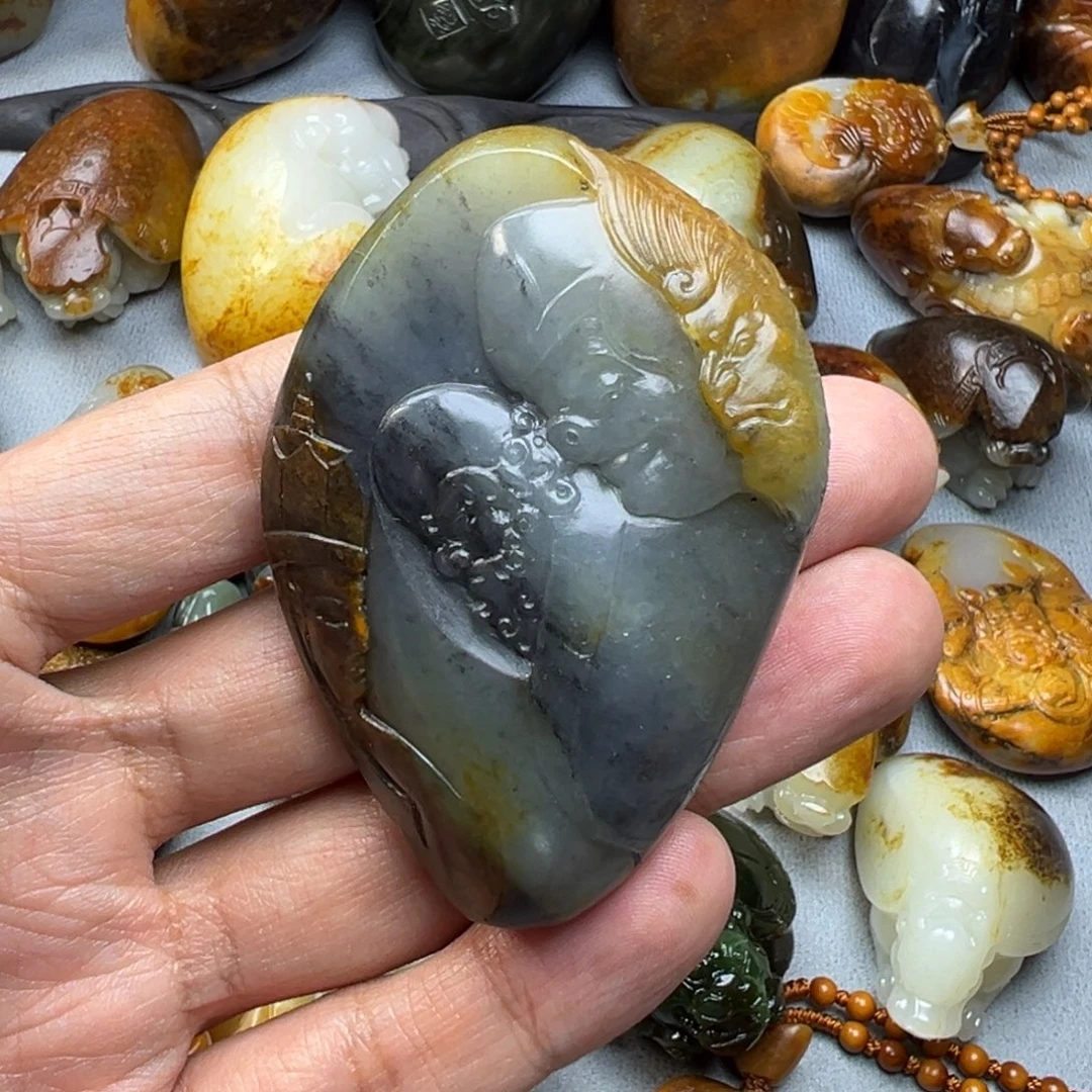 和田玉未镶嵌挂件