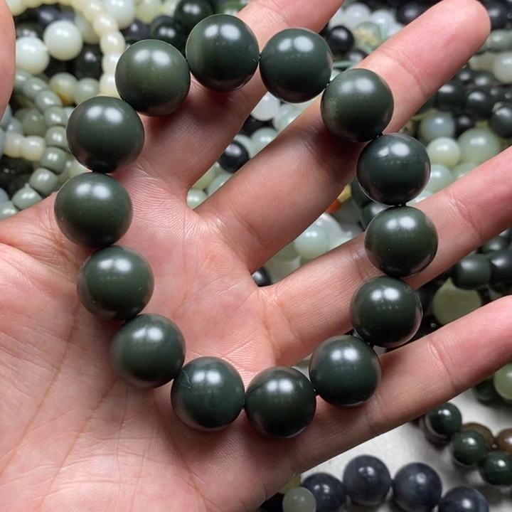 手链未镶嵌和田玉