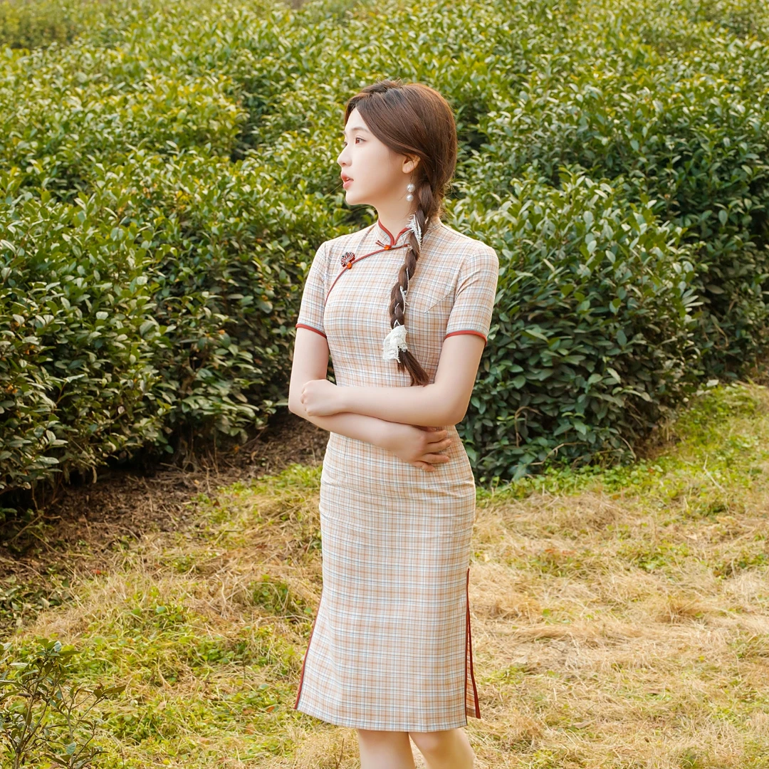 0472 红色 花扣 格子 旗袍