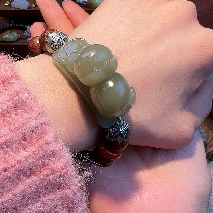 未镶嵌手链和田玉