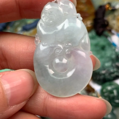 翡翠颈饰未镶嵌翡翠