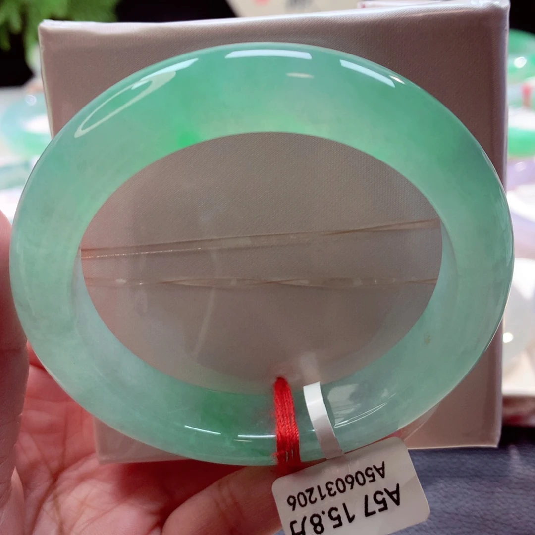 未镶嵌手镯翡翠57圈起光冰甜绿（37号）