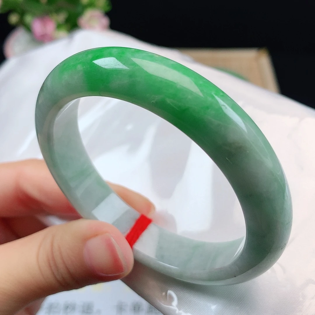 翡翠未镶嵌手镯608