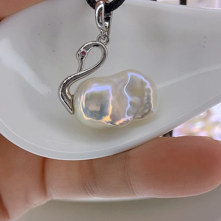颈饰未镶嵌淡水珍珠