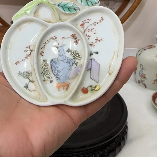 手工绘画粉彩笔舔扶**日柴窑烧手工绘画粉彩笔舔