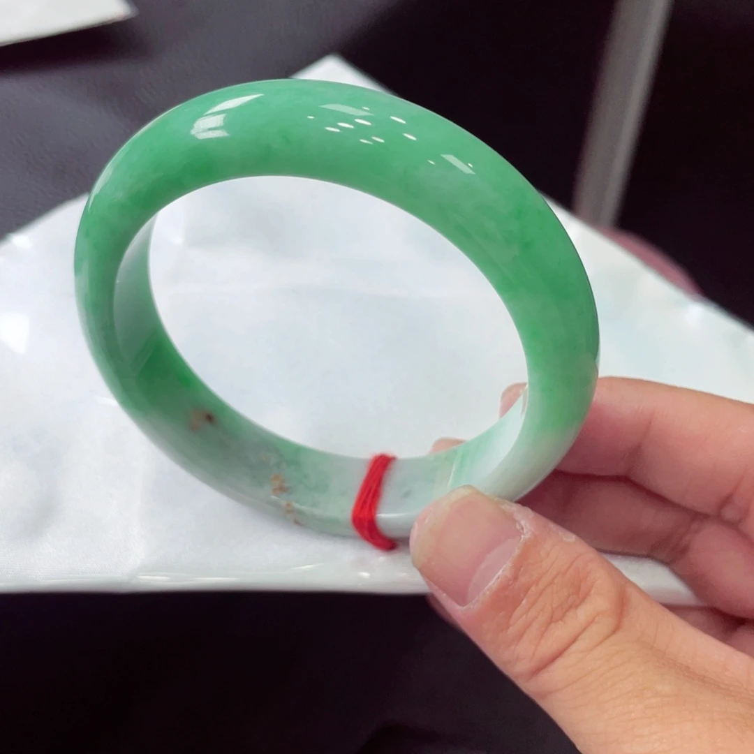 未镶嵌手镯翡翠翡翠