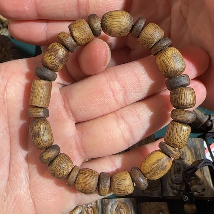 沉香手串白棋随形虫漏单圈1.0